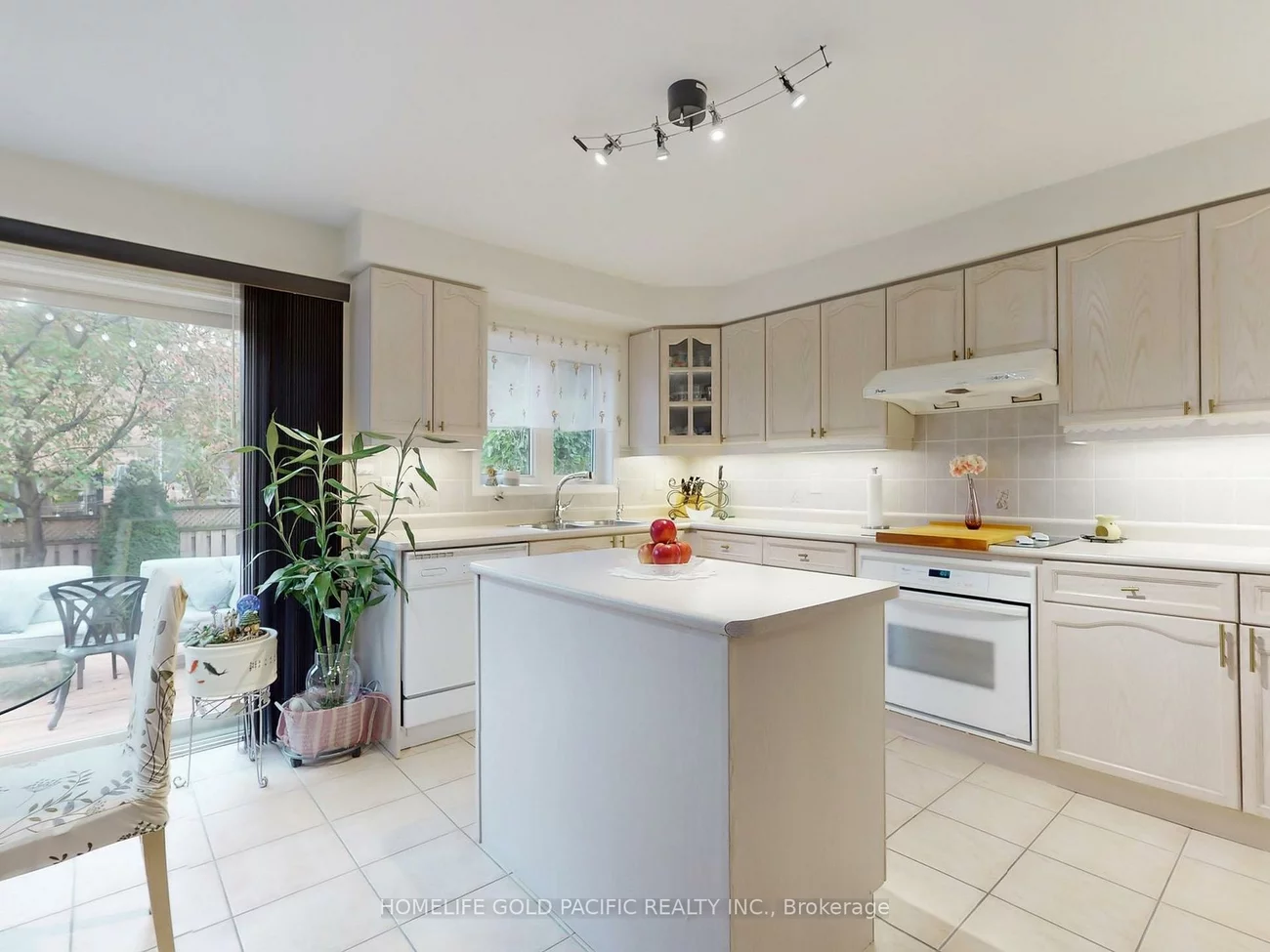 26, Rollinghill, Jefferson, Richmond Hill