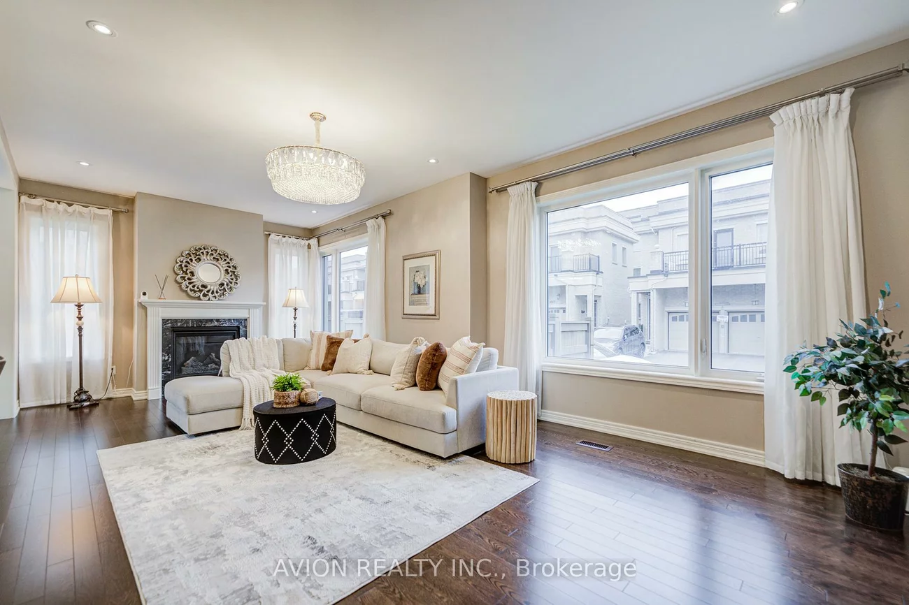 16, Callisto, Observatory, Richmond Hill