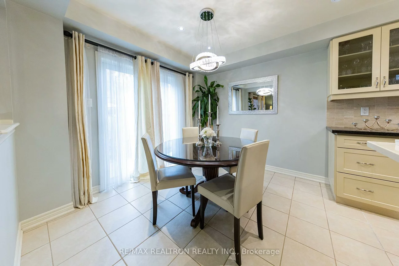 94, Stoyell, Jefferson, Richmond Hill