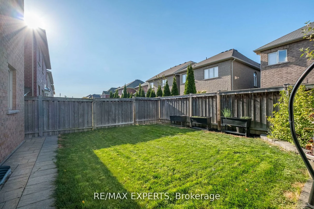 40, Heron Hollow, Oak Ridges, Richmond Hill