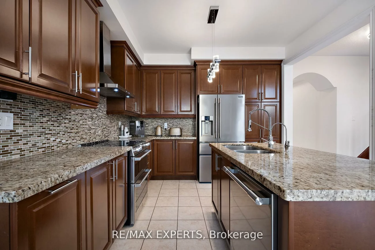 40, Heron Hollow, Oak Ridges, Richmond Hill