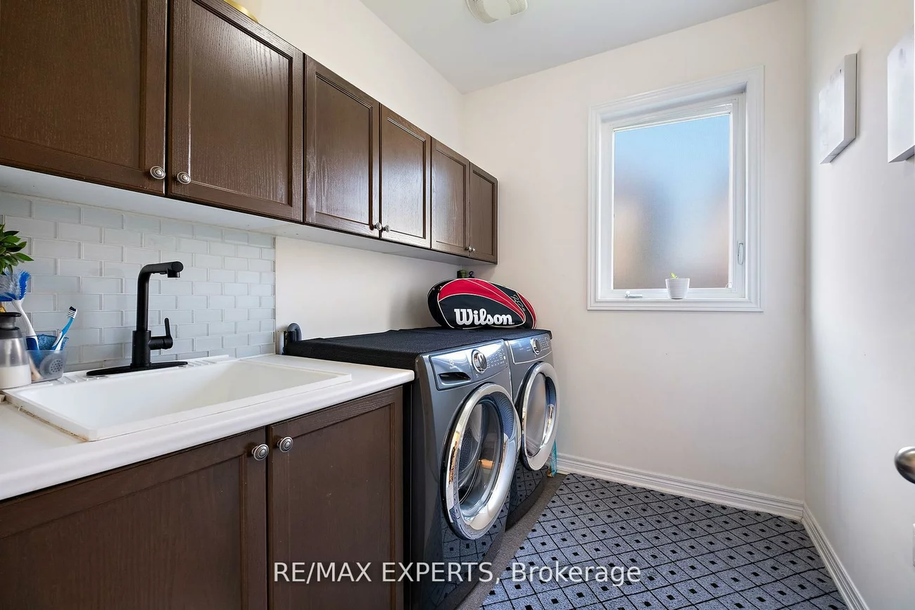 40, Heron Hollow, Oak Ridges, Richmond Hill