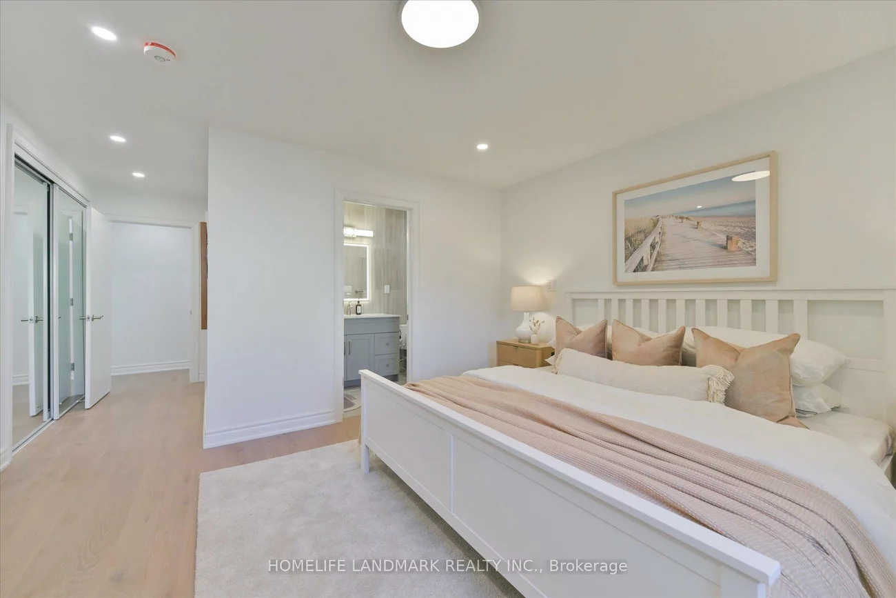 421, Browndale, Crosby, Richmond Hill