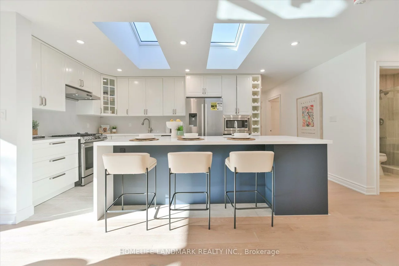 421, Browndale, Crosby, Richmond Hill