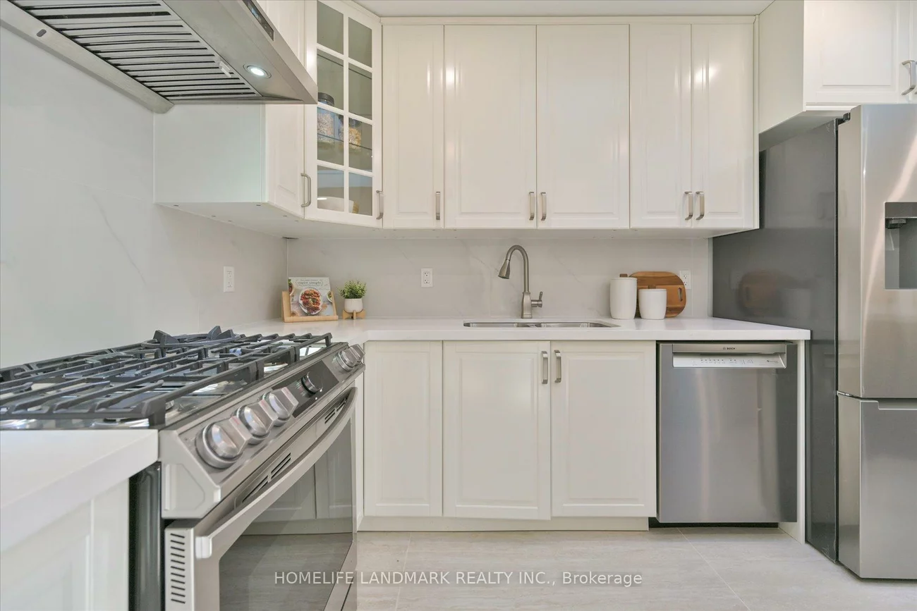 421, Browndale, Crosby, Richmond Hill