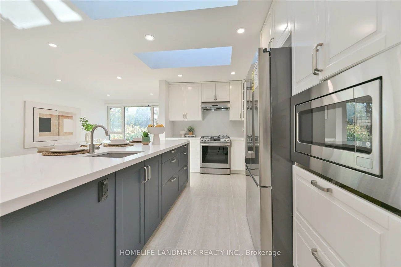 421, Browndale, Crosby, Richmond Hill