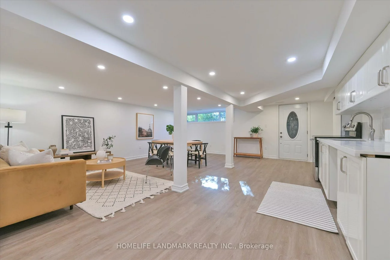 421, Browndale, Crosby, Richmond Hill