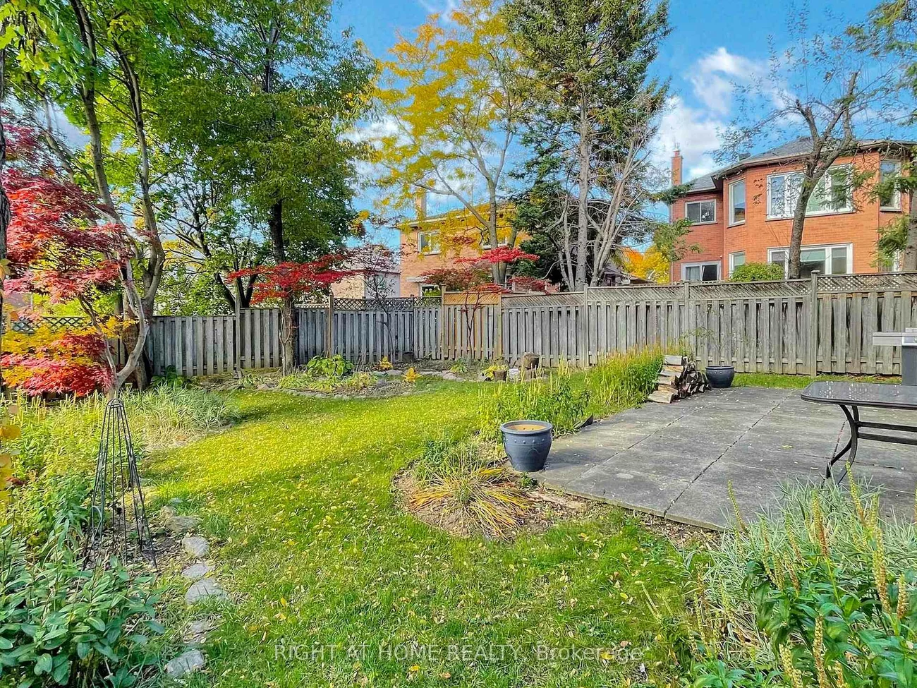 58, Samantha, Doncrest, Richmond Hill