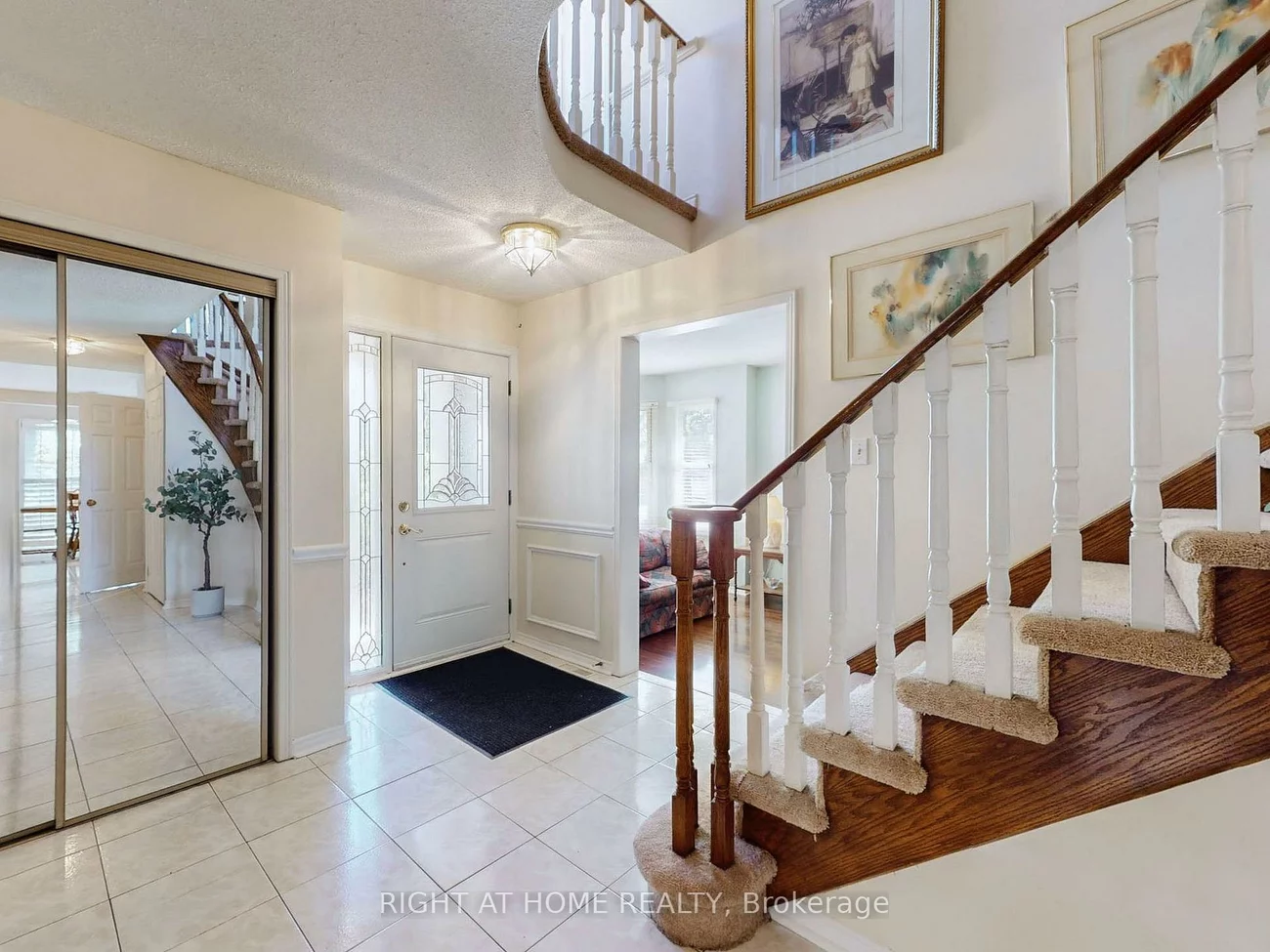 58, Samantha, Doncrest, Richmond Hill