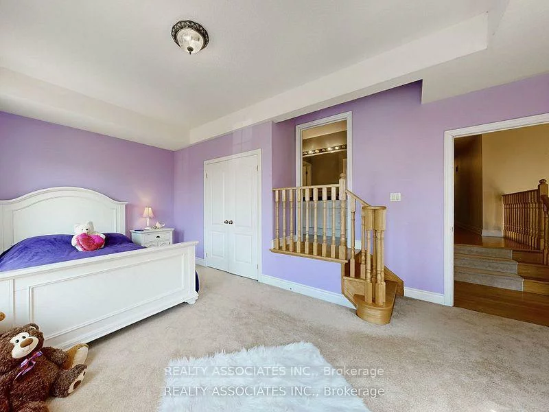 2, Lord Nelson, Rouge Woods, Richmond Hill