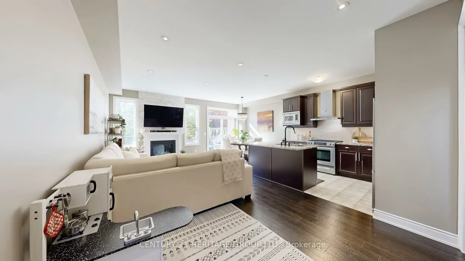 124, Lacewood, Westbrook, Richmond Hill