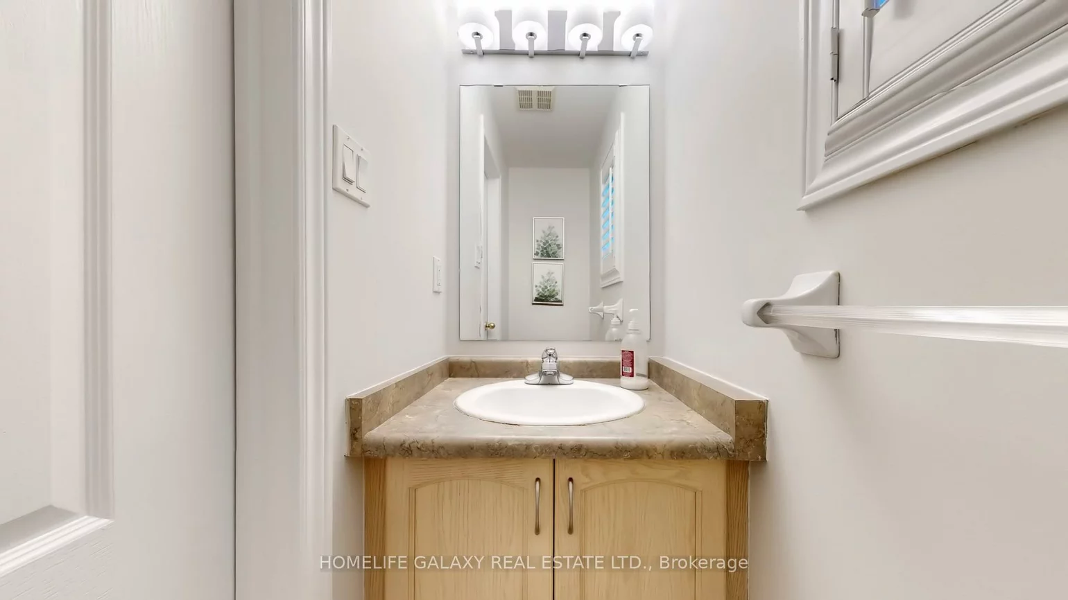 302, Redstone, Rouge Woods, Richmond Hill