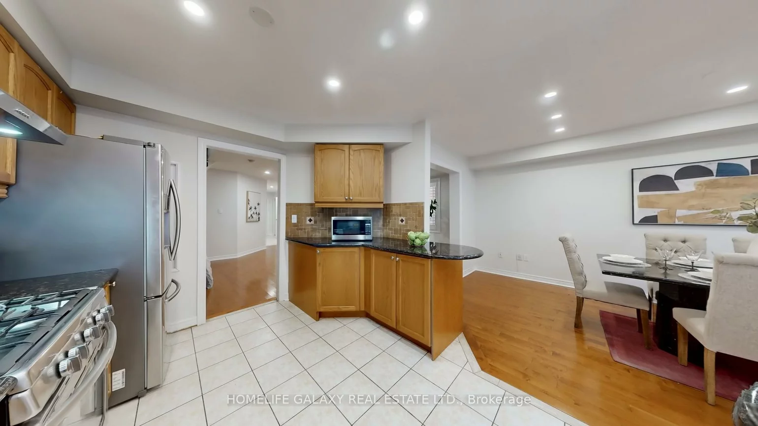 302, Redstone, Rouge Woods, Richmond Hill