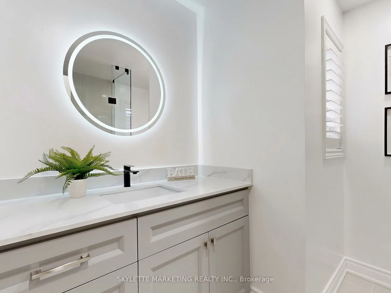 28, Garland, Rouge Woods, Richmond Hill