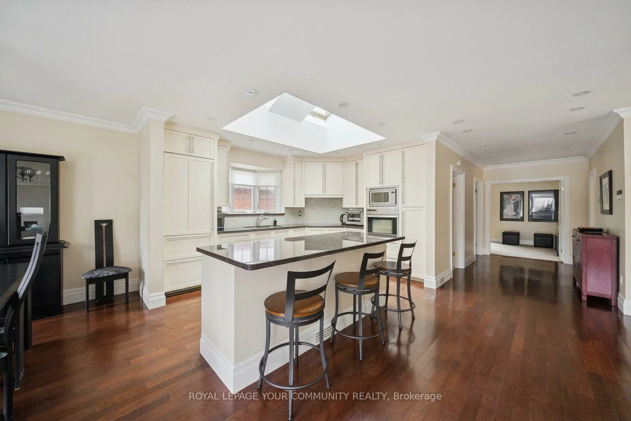 402, Palmer, Harding, Richmond Hill