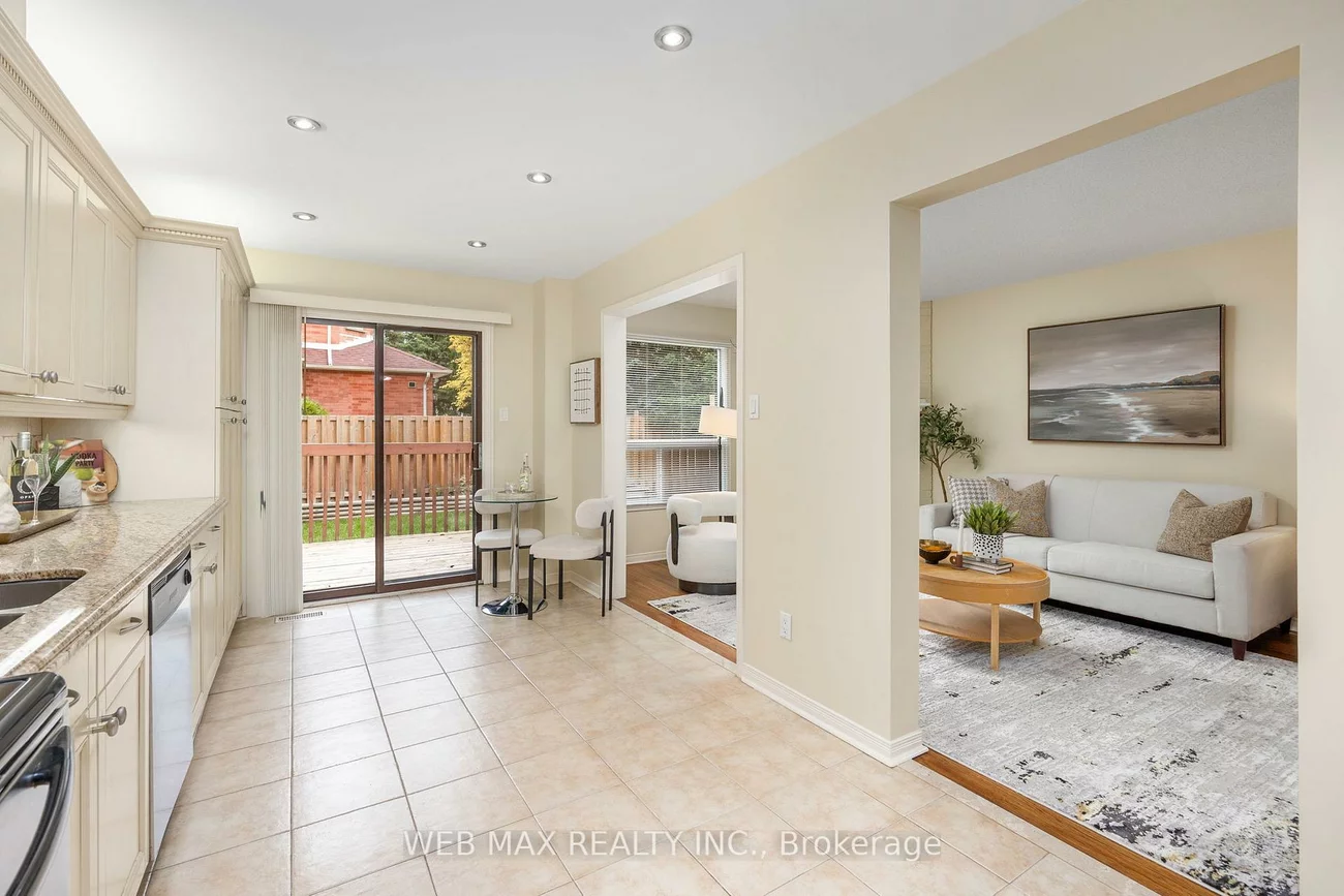 18, Samantha, Doncrest, Richmond Hill