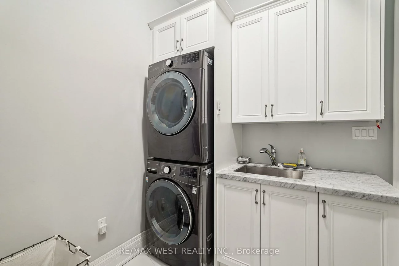 68, Walmer, North Richvale, Richmond Hill