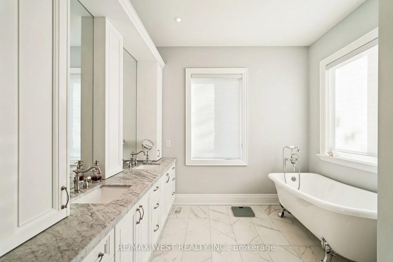 68, Walmer, North Richvale, Richmond Hill