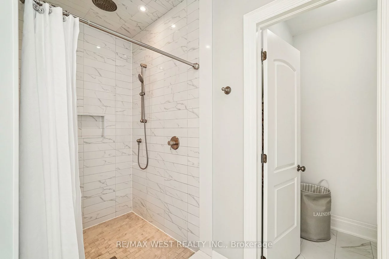 68, Walmer, North Richvale, Richmond Hill