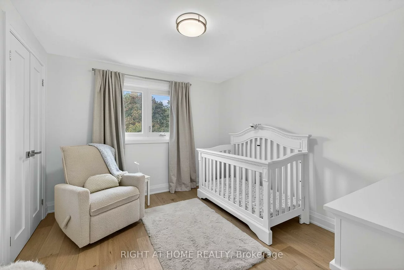 16, Mayvern, North Richvale, Richmond Hill