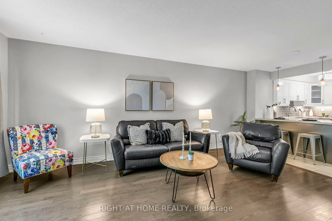 25, Castle Rock, North Richvale, Richmond Hill