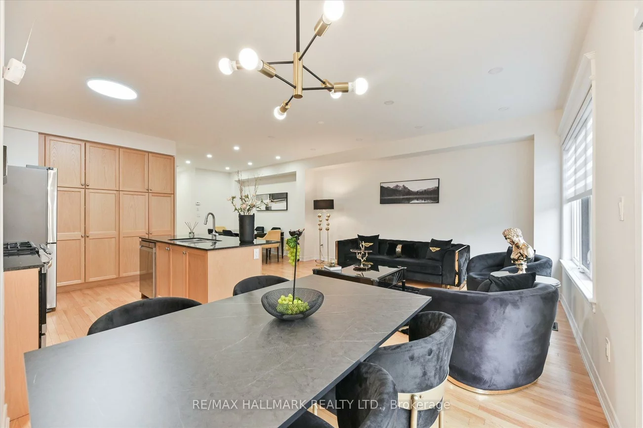 7, Buttonbush, Oak Ridges Lake Wilcox, Richmond Hill