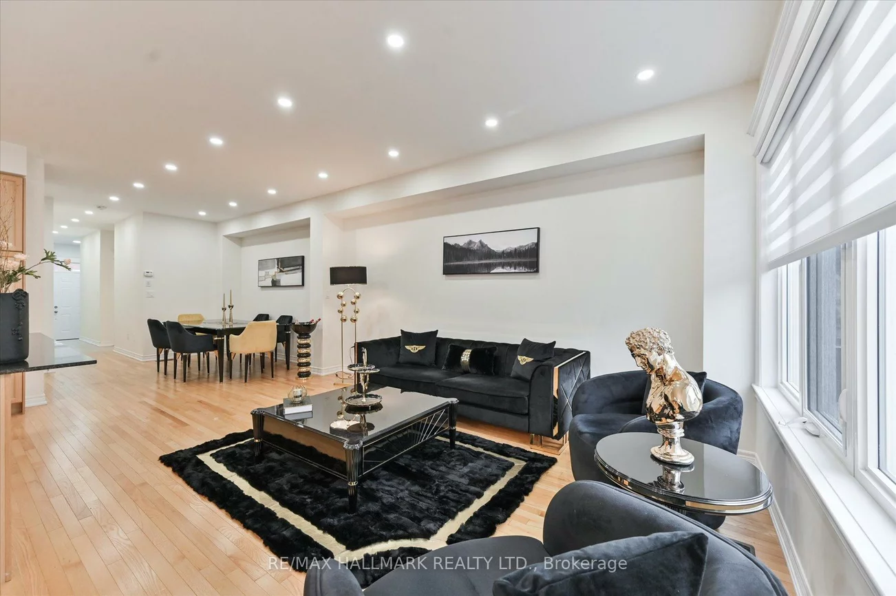 7, Buttonbush, Oak Ridges Lake Wilcox, Richmond Hill