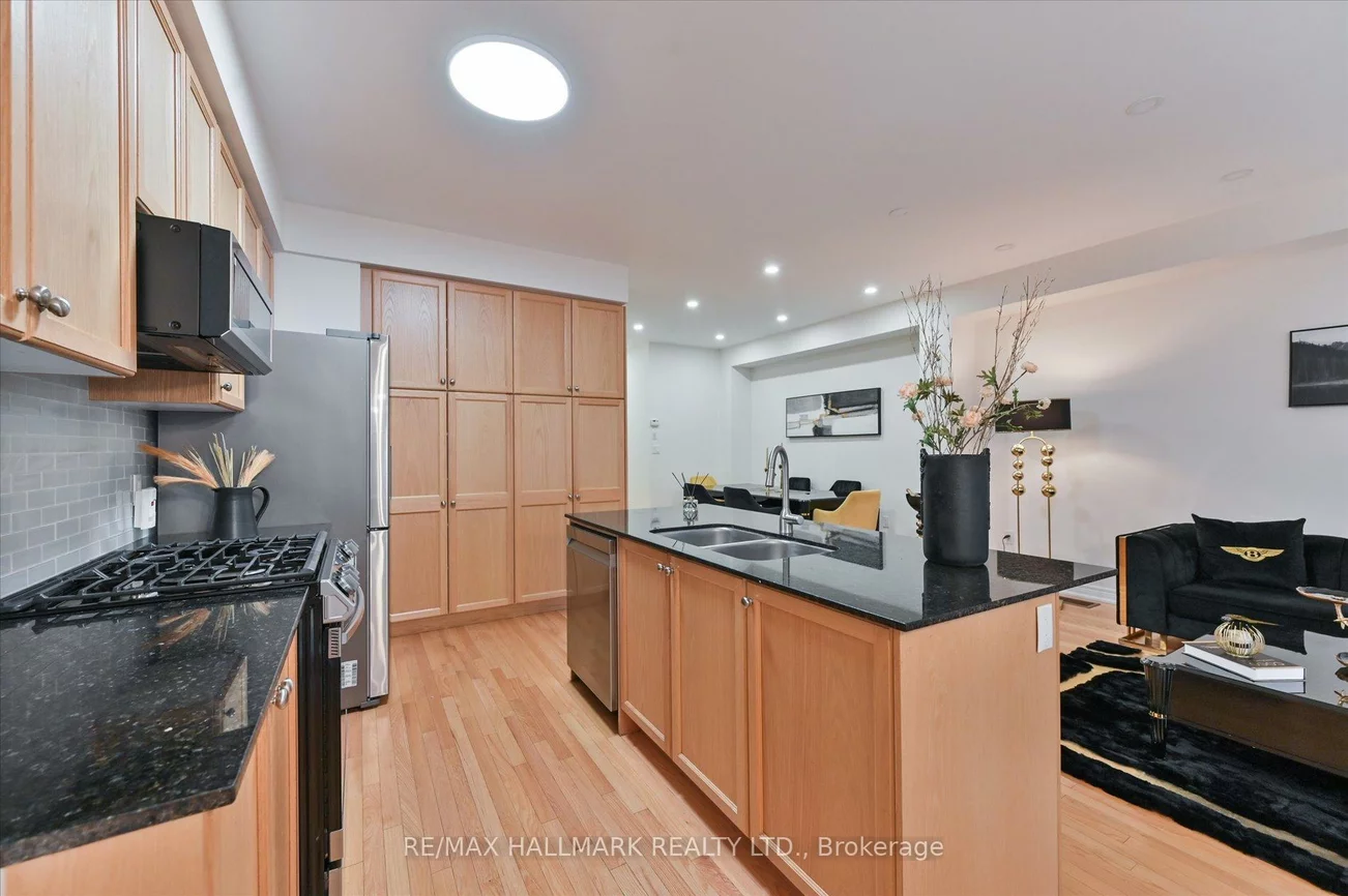 7, Buttonbush, Oak Ridges Lake Wilcox, Richmond Hill