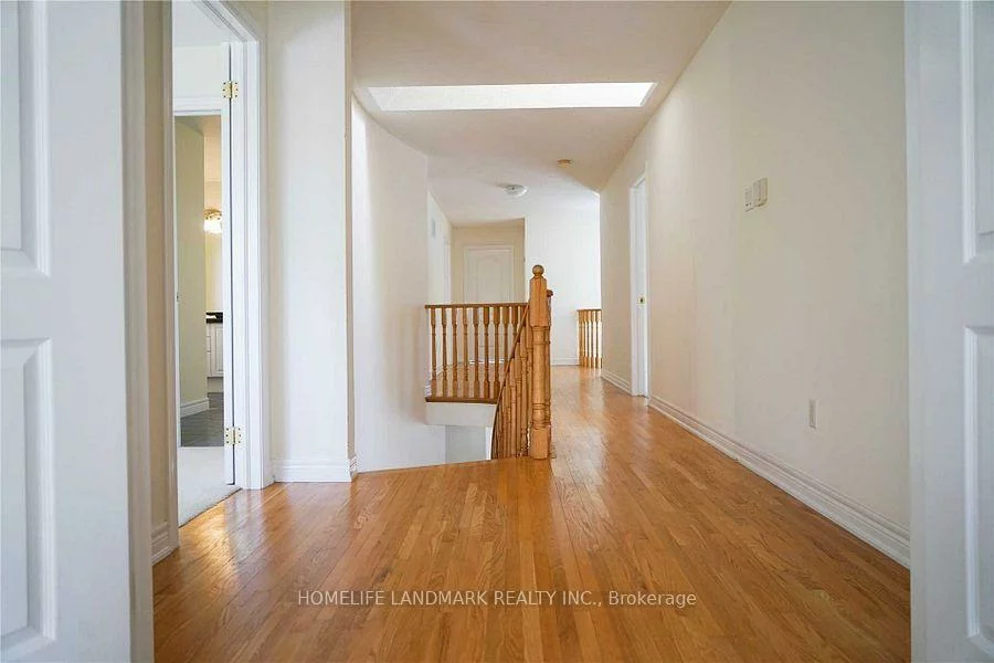 25, Lord  Nelson, Rouge Woods, Richmond Hill