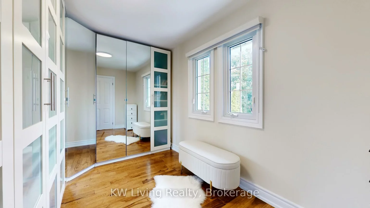 45, Chiltern, Bayview Hill, Richmond Hill