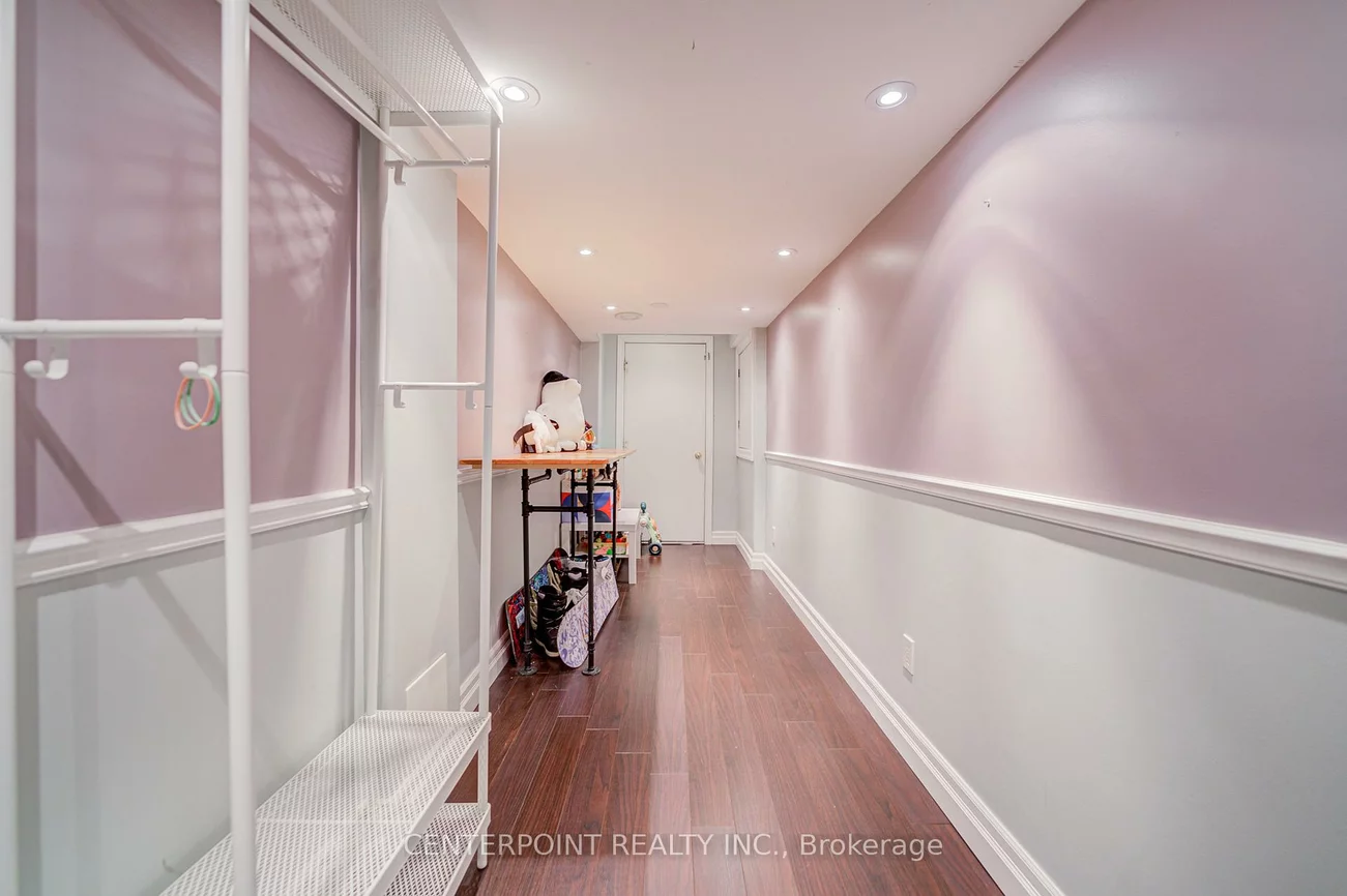 55, Amulet, Rouge Woods, Richmond Hill