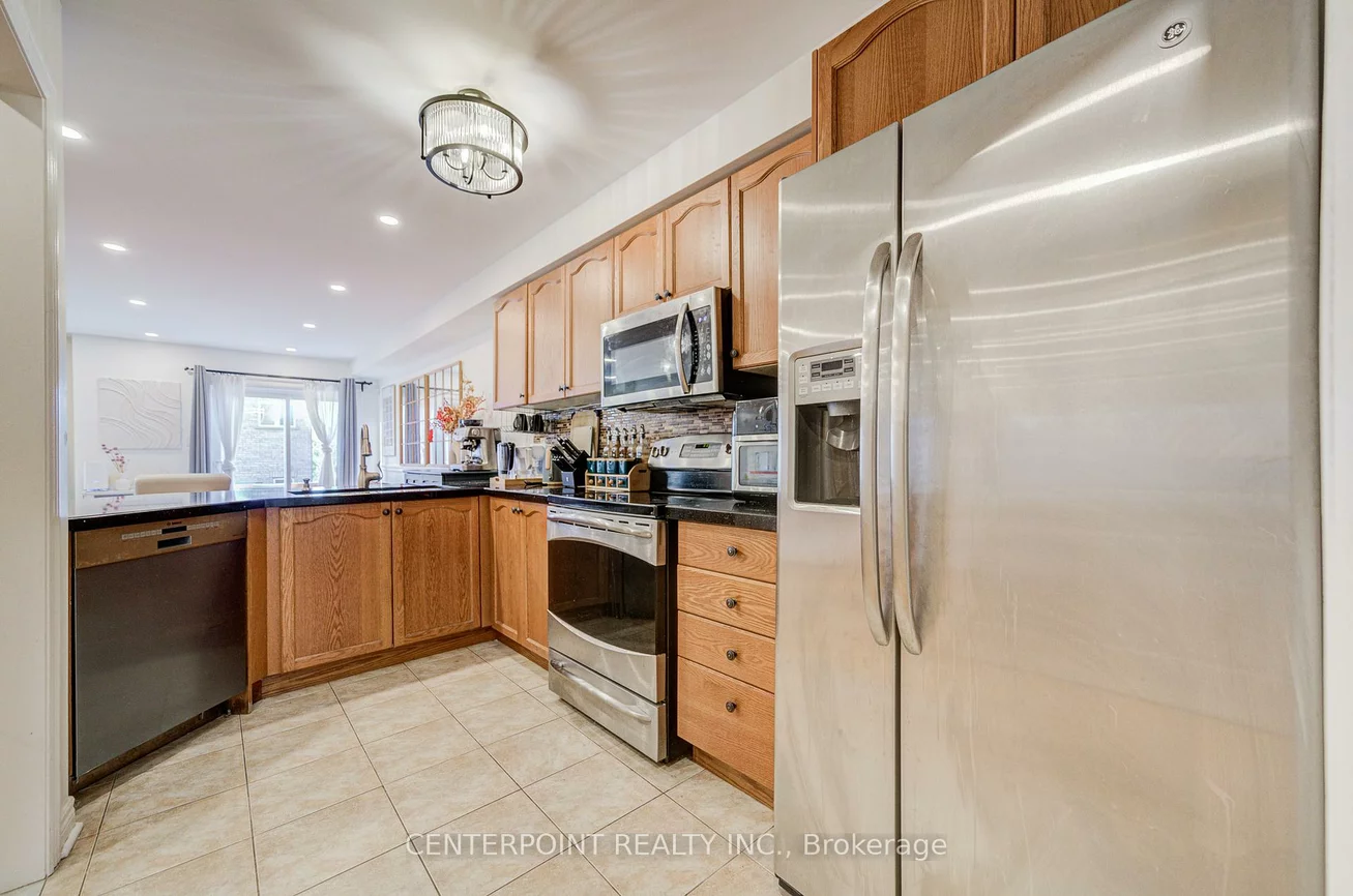 55, Amulet, Rouge Woods, Richmond Hill