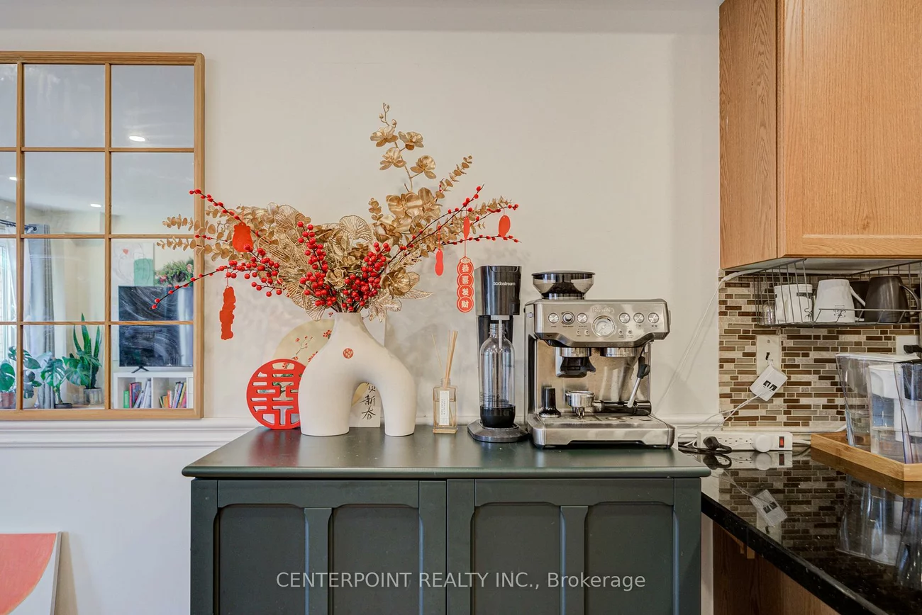 55, Amulet, Rouge Woods, Richmond Hill