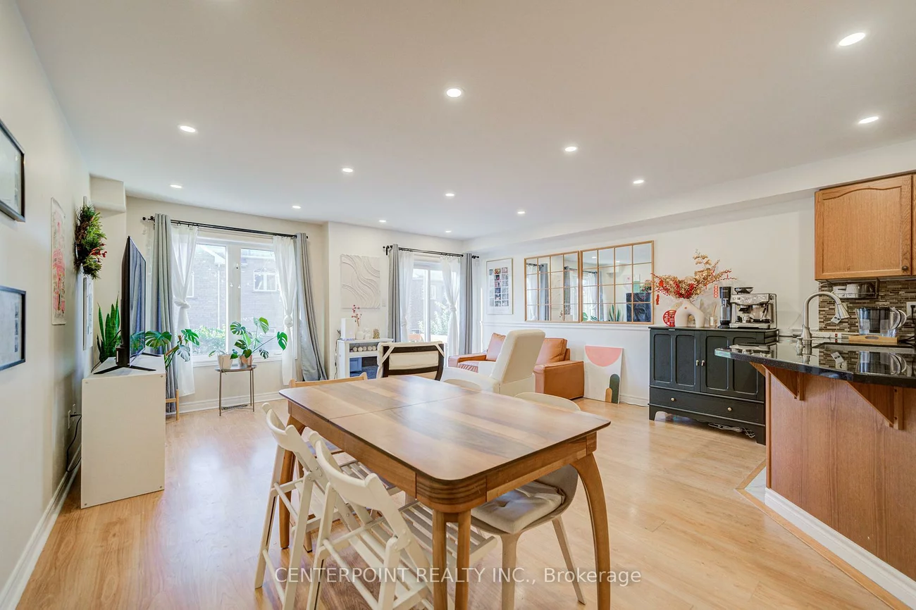 55, Amulet, Rouge Woods, Richmond Hill