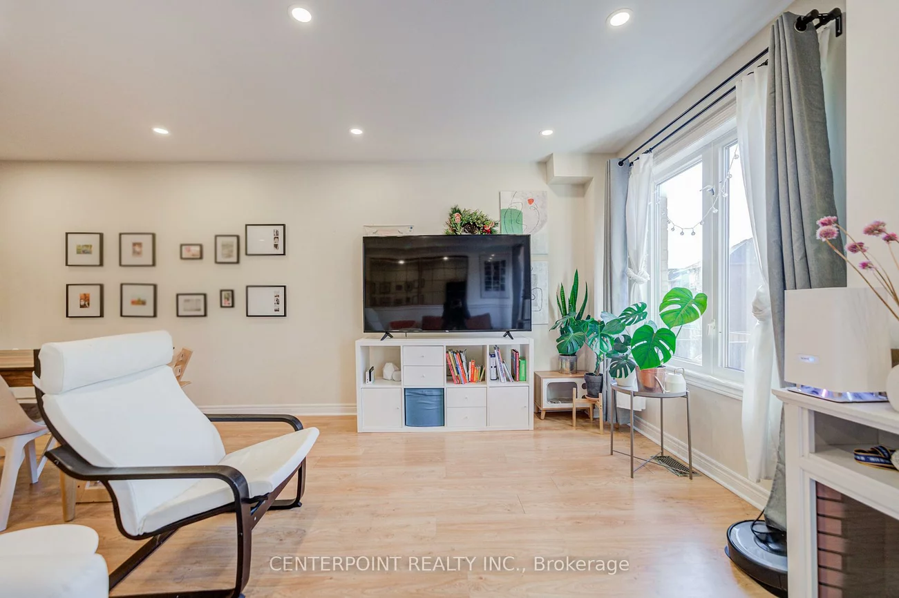 55, Amulet, Rouge Woods, Richmond Hill