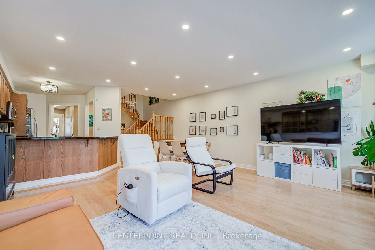 55, Amulet, Rouge Woods, Richmond Hill