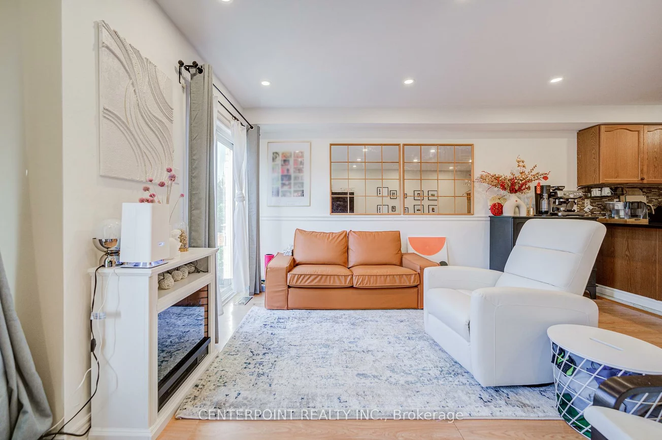 55, Amulet, Rouge Woods, Richmond Hill