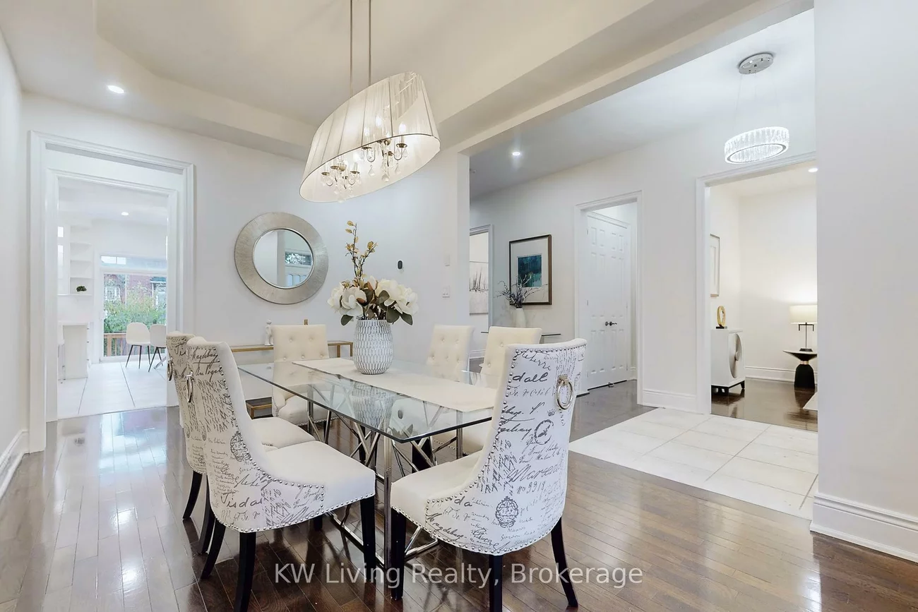 17, Tarmack, Jefferson, Richmond Hill