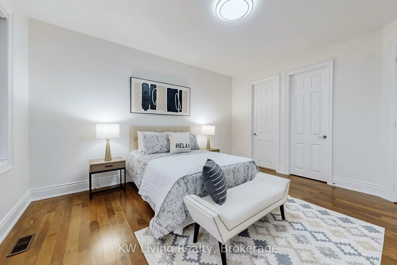 17, Tarmack, Jefferson, Richmond Hill