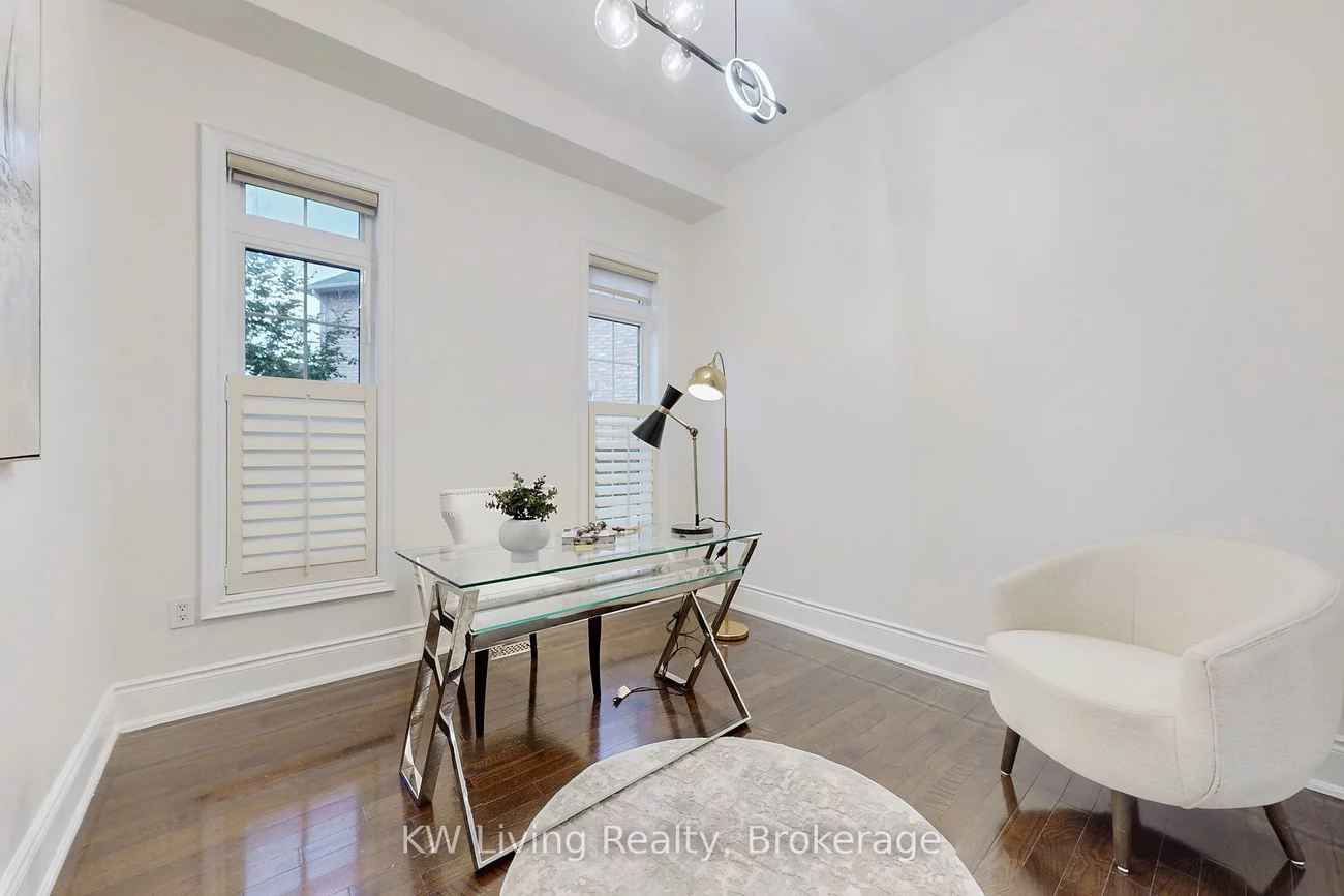 17, Tarmack, Jefferson, Richmond Hill