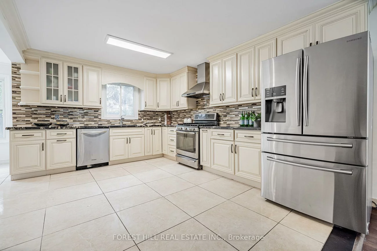 51, Briggs, Doncrest, Richmond Hill