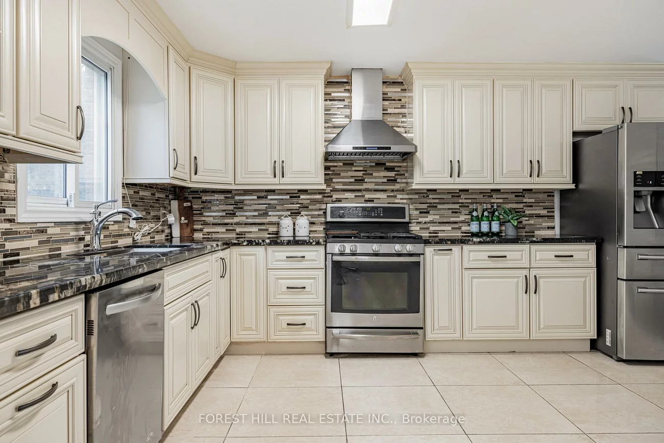 51, Briggs, Doncrest, Richmond Hill