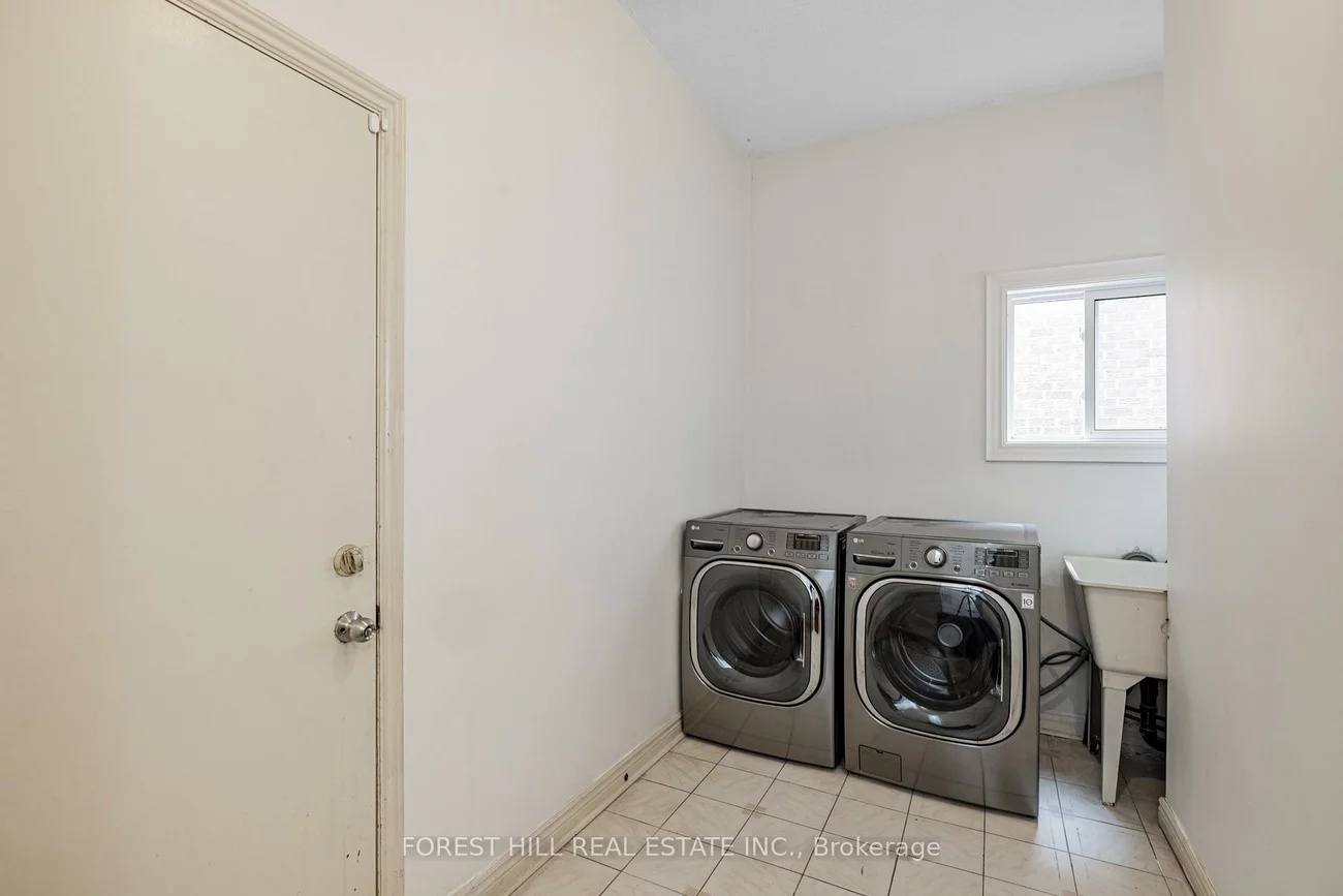 51, Briggs, Doncrest, Richmond Hill