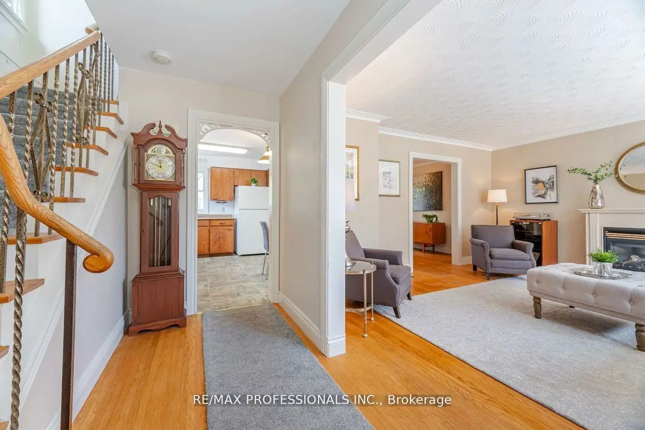 77, Bedford Park, Crosby, Richmond Hill