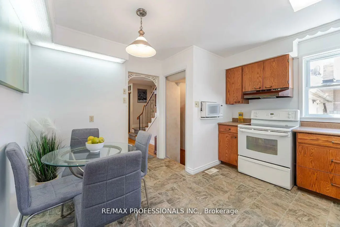 77, Bedford Park, Crosby, Richmond Hill