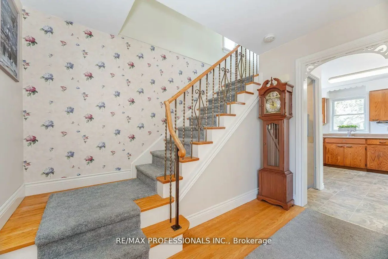 77, Bedford Park, Crosby, Richmond Hill