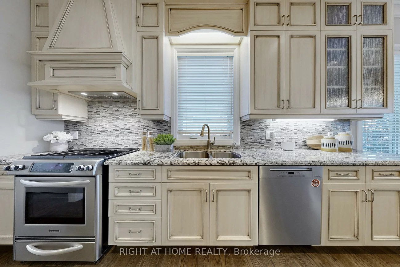 53, Rockwell, Doncrest, Richmond Hill