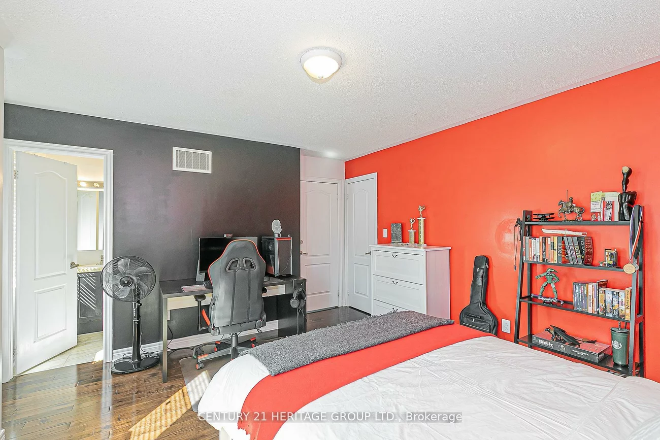 44, Madison, Oak Ridges, Richmond Hill