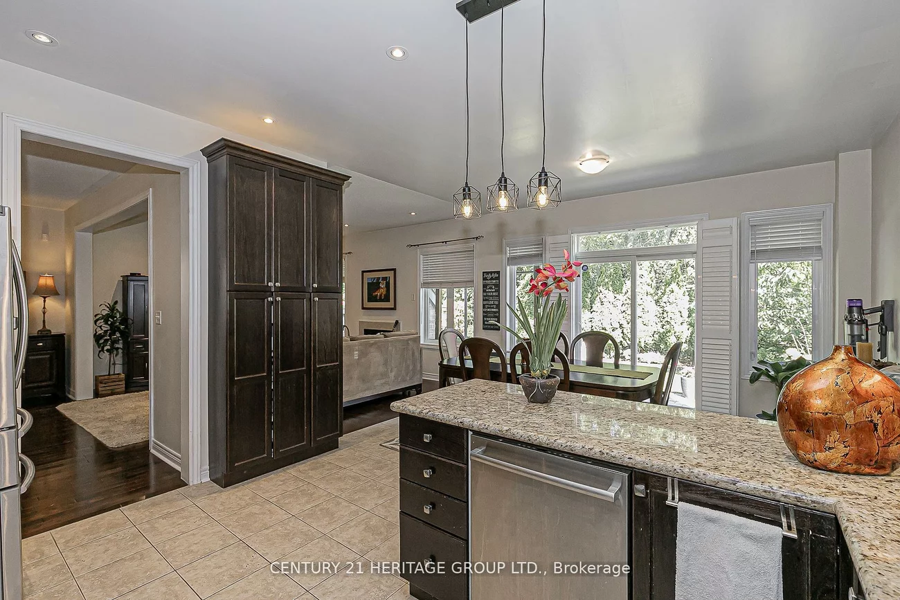 44, Madison, Oak Ridges, Richmond Hill