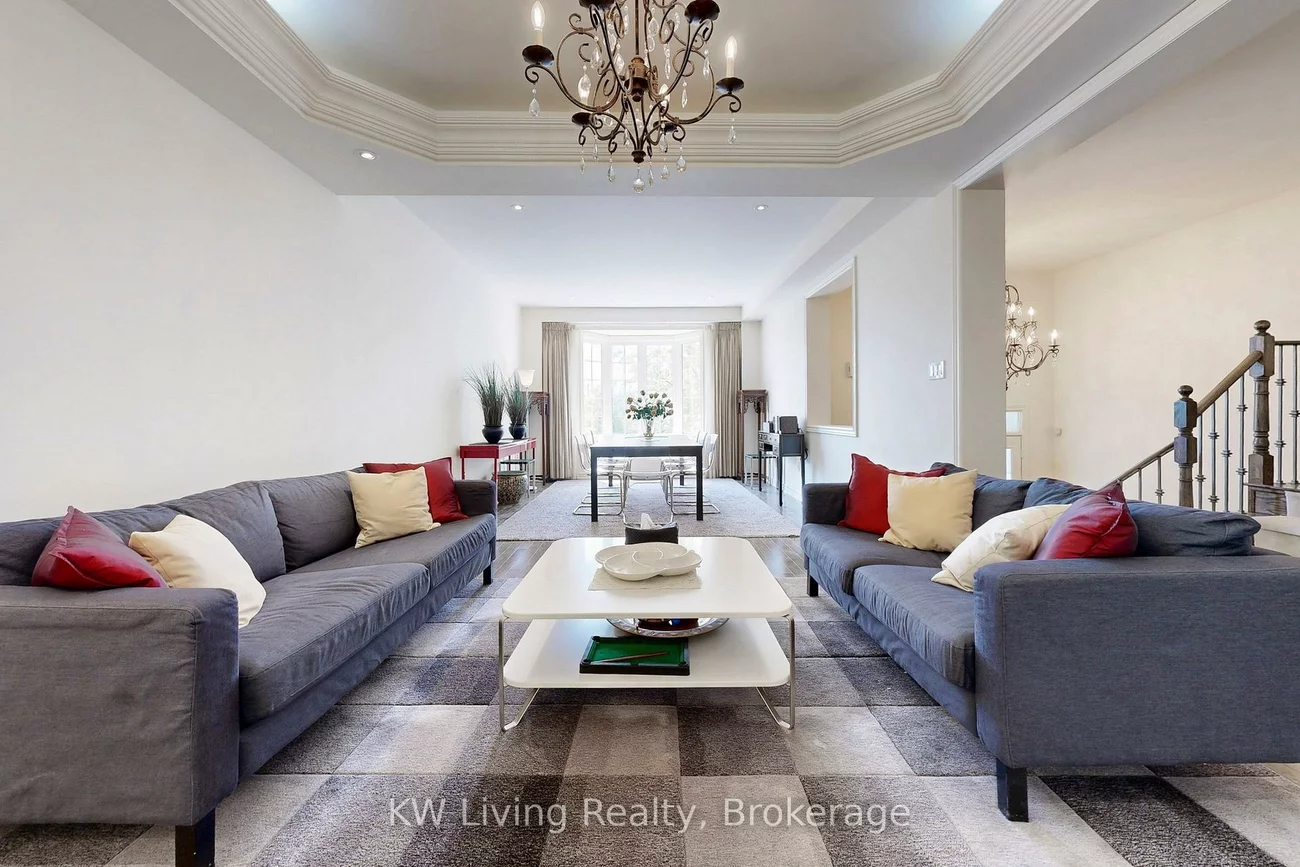 16, Carriage House, Jefferson, Richmond Hill